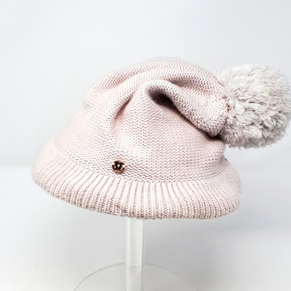 lululemon athletica Accessories - LULULEMON 100% MERINO WOOL PINK POM POM BEANIE HAT TOQUE  KNITWEAR WOMEN OS